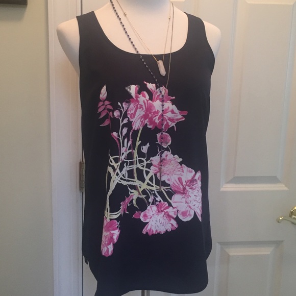 Paraphrase navy floral tank top - Picture 2 of 8